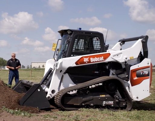 Bobcat of presenta el manejo a distancia Bobcat MaxControl